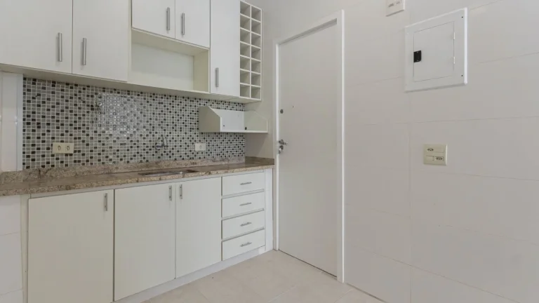 Imagem Apartamento 71M², 2Q, 1 Suíte, 2 Banheiros, Playground, Armários.