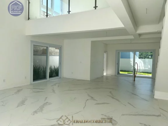 Imagem Casa Alto Padrão 4 suítes!