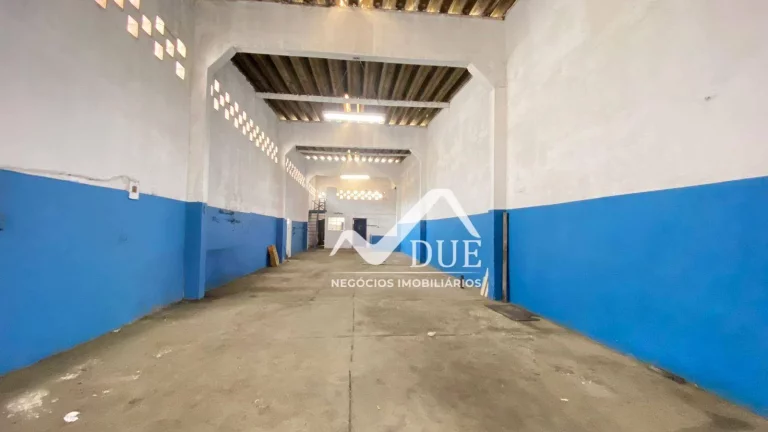 Imagem Galpão, 255 m² - venda por R$ 2.000.000 ou aluguel por R$ 9.000/mês - Estuário - Santos/SP
