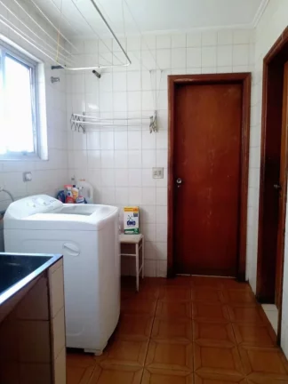 Imagem Apartamento de padrão Superior a venda com 3 dormitórios no centro de Tatuí /SP