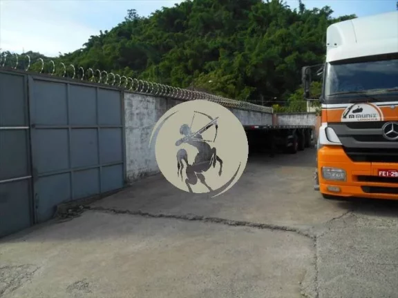 Imagem DEPÓSITO, CABEM 7 CARRETAS, TODA MURADA PRÓXIMA A NOSSA SRA. DE FÁTIMA