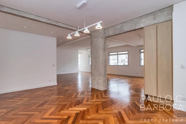 Imagem Higienópolis Venda - 3 Dormitórios (1 Suíte) - 2 Vagas - 230m²