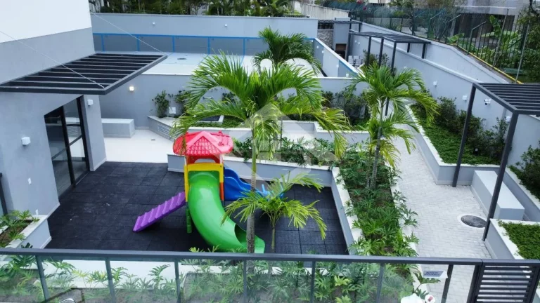 Imagem Apartamento de 4 Quartos para Venda na Barra da Tijuca com 147 m²