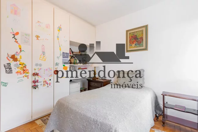Imagem Apartamento andar baixo na Vila Madalena com 104m², 3 quartos ( 1 suíte) e 1 vaga.