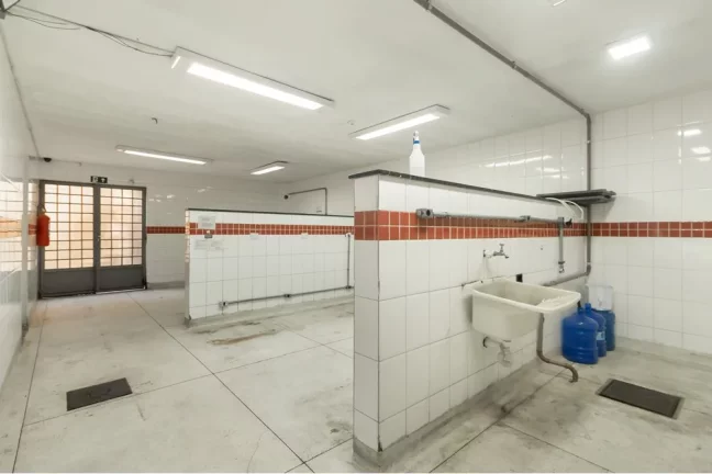 Imagem PRÉDIO COMERCIAL À VENDA EM PIRITUBA – 450M² – 3 ANDARES