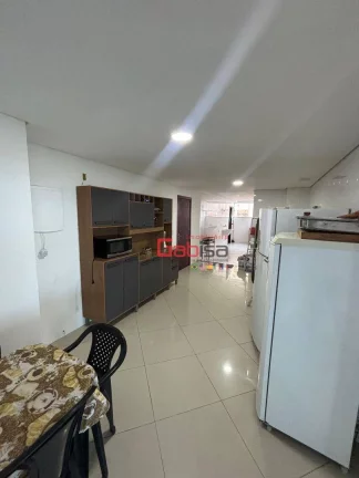 Imagem Apartamento com 3 dormitórios à venda, 220 m² por R$ 1.500.000,00 - Braga - Cabo Frio/RJ