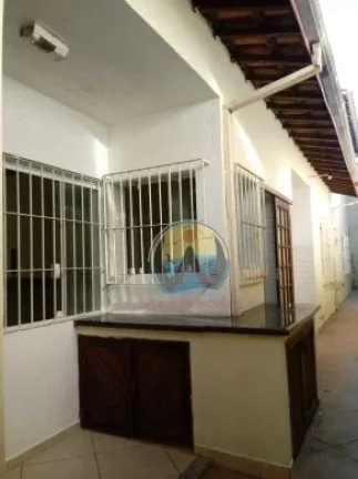 Imagem Imperdível oportunidade de investimento em Ubatuba-SP: Casa à venda no Parque Vivamar, 3 quartos e 140m² de área!