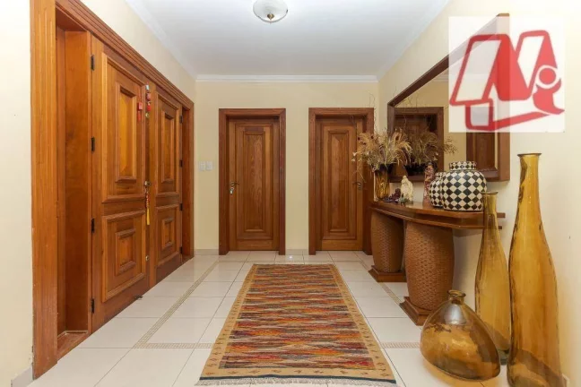 Imagem No Partenon, casa de 740m,² 4 suites. piscina
