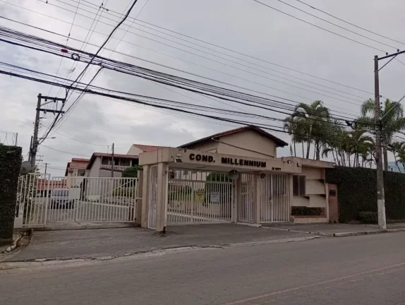 Imagem Sobrado com 3 dormitórios à venda, 147 m² por R$ 600.000,00 - Vila Monteiro - Poá/SP