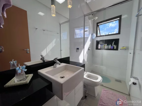 Imagem Apartamento Alto Padrão com 3 Quartos à Venda no Centro de Patos de Minas – 2 Vagas, Planejados e Elevador