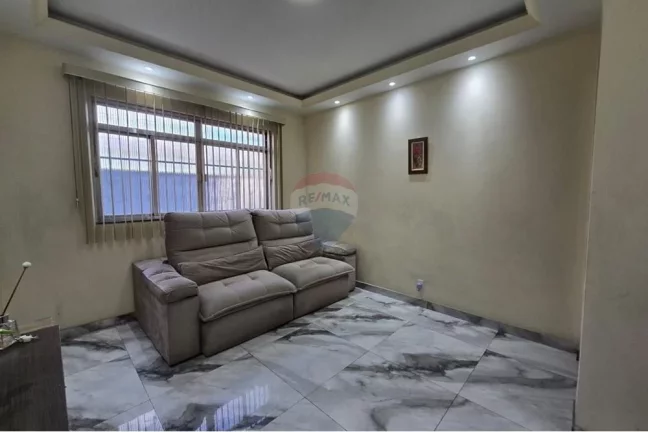 Imagem Casa á venda com 2 quartos com 386m² em Realengo - Rio de Janeiro
