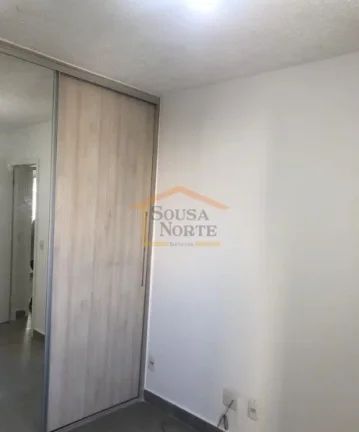 Imagem Apartamento aconchegante, 2 dormitórios, sendo 1 suíte, rico em armários, sala 2 ambientes, varan...