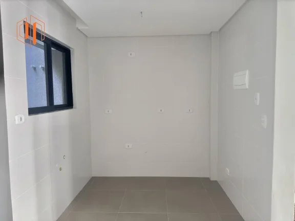 Imagem Sobrado para Venda em Curitiba, Atuba, 3 dormitórios, 1 suíte, 2 banheiros, 2 vagas