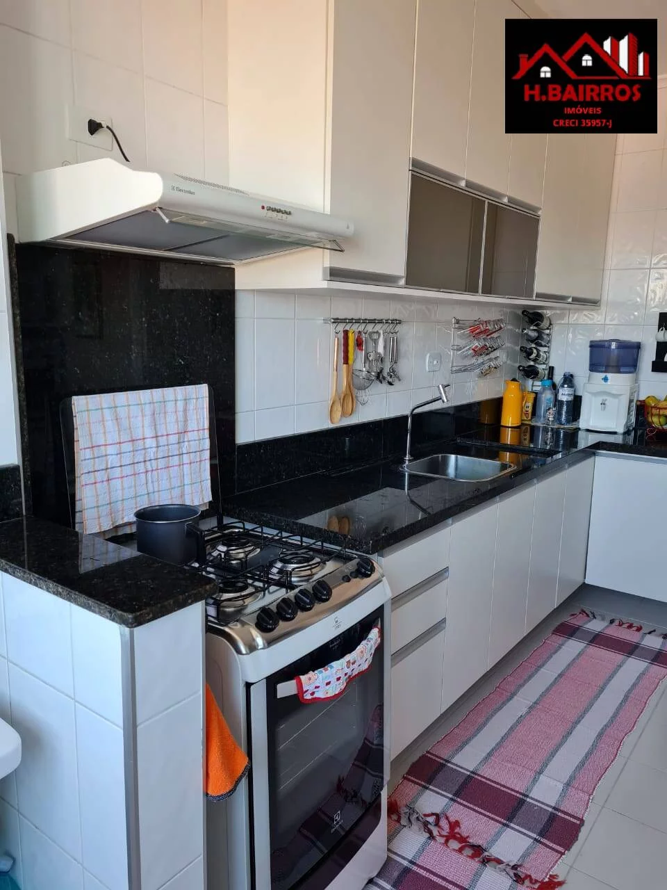 Imagem APARTAMENTO VENDE JARDIM PAULISTA 2 DORMS(1 SUÍTE),2 VAGAS DE GARAGEM,80 M