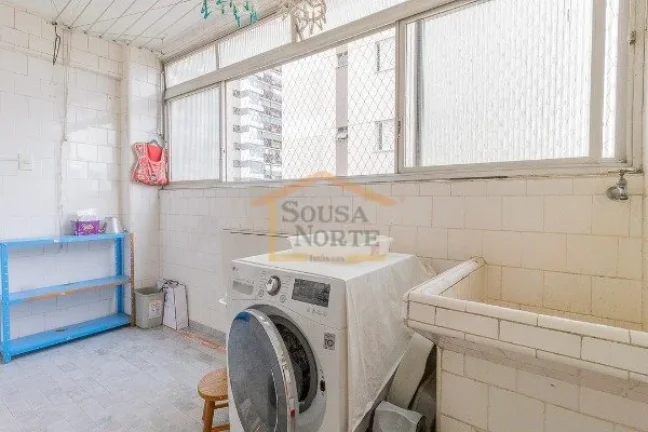 Imagem Apartamento de 155 m², com 3 dormitórios e ótima distribuição dos ambientes, 2 banheiros, sala ...