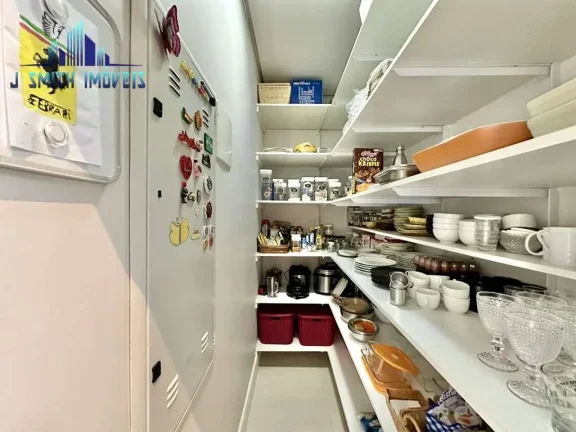 Imagem Casa 3 suítes, moderna e integrada. Escritório, lareira, piscina e gourmet!