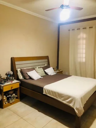 Imagem Casa com 2 dormitórios à venda, 60 m² por R$ 380.000,00 - Jardim Colonial - São José dos Campos/SP