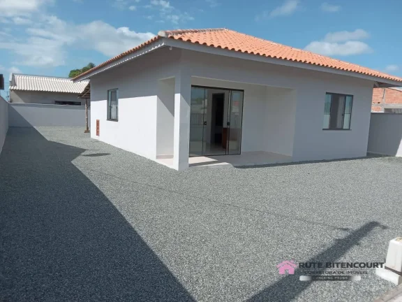 Imagem Excelente Casa Em Alvenaria Mobiliada - Salinas- Balneário Barra do Sul -SC