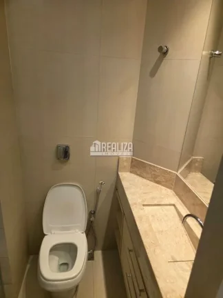 Imagem Apartamento de 3 dormitórios com móveis planejados e piscina no Condomínio Residencial Nas Rocas, bairro Olinda, em Uberaba