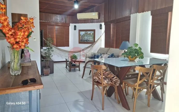Imagem Casa tipo sobrado 2 quartos com 2 suítes à venda - Palmeiras - Cabo Frio