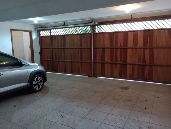 Imagem Casa com 3 dormitórios à venda, 421 m² por R$ 800.000,00 - Jardim Medina - Poá/SP