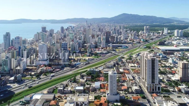 Imagem Alto Padrão para Venda em Itapema, MORRETES, 2 dormitórios, 2 suítes, 3 banheiros, 1 vaga