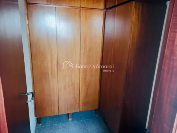 Imagem Apartamento à venda no Castelo, Campinas-SP, com localização privilegiada, próximo a comércios,...