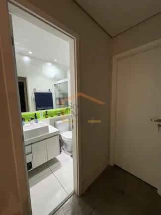 Imagem Apartamento com 60m², dispõe de 2 dormitórios, sala para dois ambientes, varanda gourmet com chur...