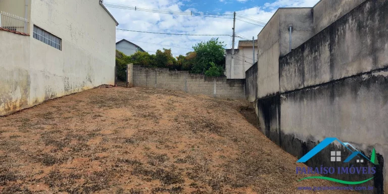 Imagem Oportunidade Única: Terreno no Centro de Paraisópolis