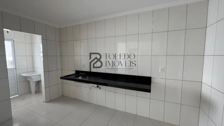 Imagem Apartamento 02 dormitórios sendo 01 suíte com 93m² com 01 vaga de garagem - Vista mar e Sol manhã