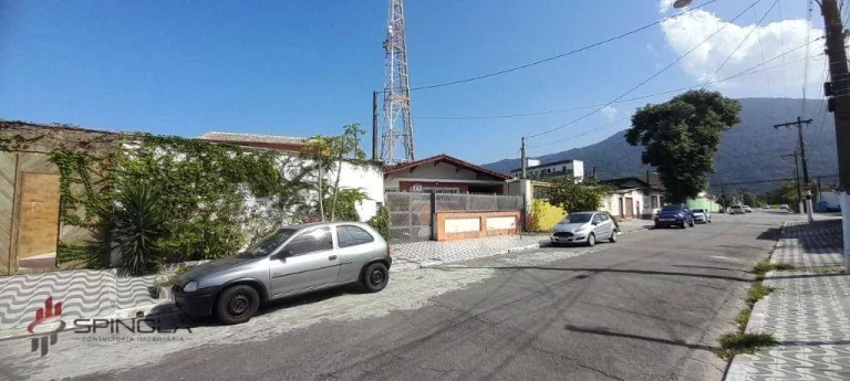 Imagem Sobrado com 3 dormitórios à venda, 180 m² por R$ 1.100.000,00 - Solemar - Praia Grande/SP