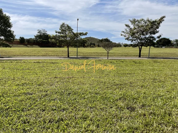 Imagem ÓTIMO LOTE COM 556 M² - LOTE PLANO - CONDOMÍNIO ALPHAVILLE RESIDENCIAL I.
