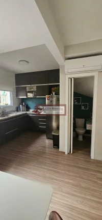 Imagem Venda sobrado em condomínio fechado no campo grande, região da sabará, Imóvel com 2 suites com planejados, Ar Condicionados nos quartos e na sala, cozinha com planejados, Área Gourmet, 2 vagas no subs