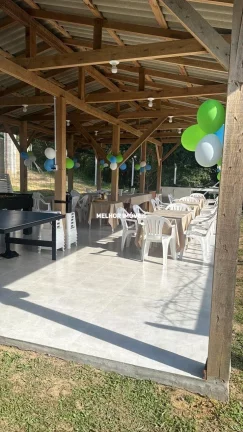 Imagem Chácara á venda com 2 casas, piscina, salão de festa localizada em Camboriú Santa Catarina