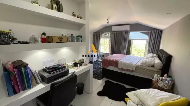 Imagem ESTRADA DOS BANDEIRANTES - Bosque dos Eucaliptos - linda casa 4 quartos
