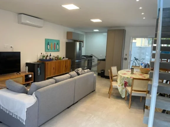 Imagem CASA NA PRAIA DE CAMBURI