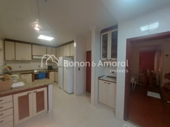 Imagem Casa a venda no Caminhos de San Conrado, com 365 m² de área construída, 4 quartos.