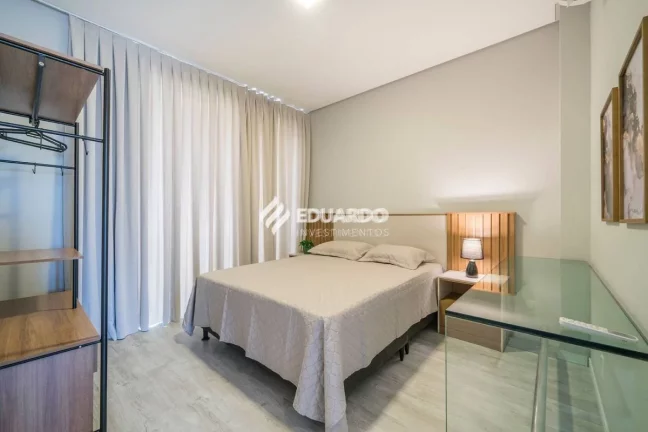 Imagem Sobrado Triplex com 3 Suítes à Venda em Canto Grande – Bombinhas/SC