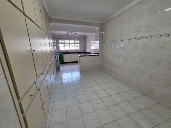 Imagem Sobrado para alugar, 235 m² por R$ 8.409,06/mês - Centro - Suzano/SP