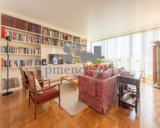 Imagem Apartamento na Rua Sergipe com 3 quartos (1 suíte) e 1 vaga, 220m².
