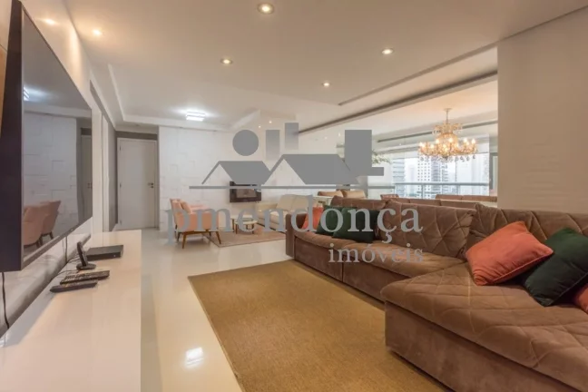 Imagem Apartamento na Vila Romana mobiliado com 3 suítes e 3 vagas, 172 m².