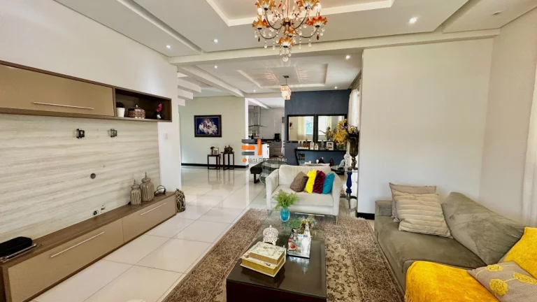 Imagem Imóvel de Luxo com 4 Quartos, 4 Suítes e 4 Salas na Estrela em Castanhal-PA: Venda ou Locação!