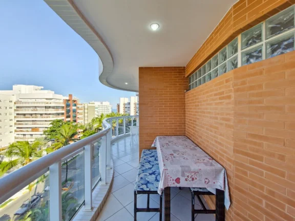Imagem Apartamento pé na areia à venda em Riviera de São Lourenço Módulo 07: 2 vagas, 2 dormitórios, 1 suíte, 68m² - Varanda gourmet