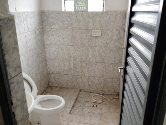 Imagem Chácara com 2 quartos, 120m2, à venda