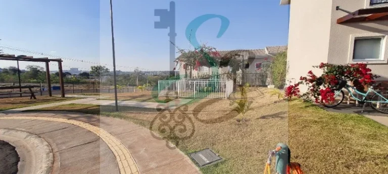 Imagem Oportunidade única: Casa térrea em condomínio no Balneário Tropical em Paulínia-SP, 2 quartos, 1 sala, 1 banheiro, 2 vagas de garagem, 78,40 m² de área. Venha viver com conforto e segurança!