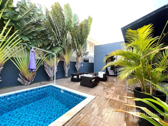 Imagem Casa 3 suites Piscina e Quintal