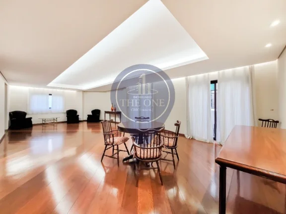 Imagem Imperdível oportunidade de investimento: Apartamento de luxo com 4 quartos e 4 vagas na Vila Mariana, São Paulo.
