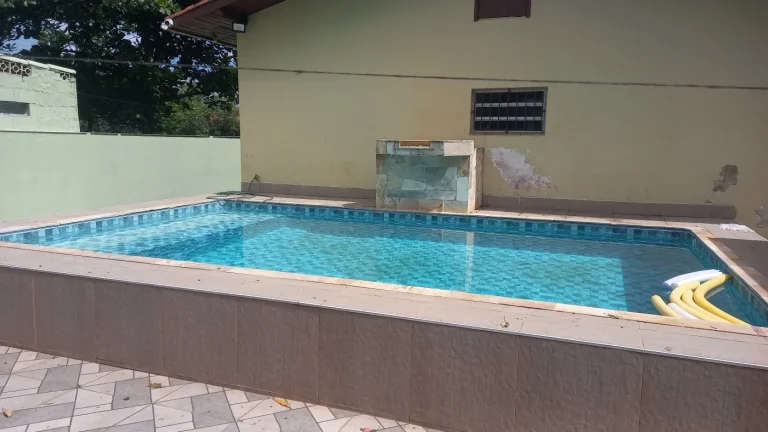 Imagem Casa para Temporada em Itanhaém, Bopiranga, 3 dormitórios, 2 banheiros, 5 vagas