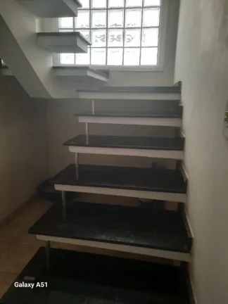 Imagem Sobrado com 3 dormitórios à venda, 108 m² por R$ 420.000,00 - Vila Pereta - Poá/SP