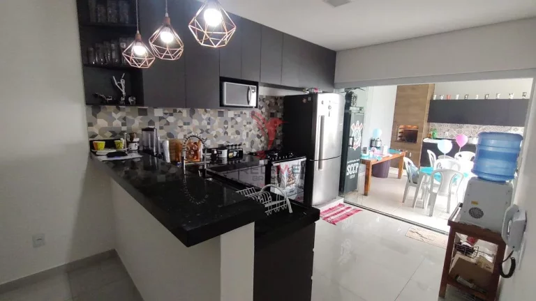 Imagem Casa recente, com quintal, área gourmet, churrasqueira,piscina. Bairro clube dos 500
